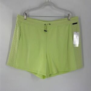 Nine West lime green activewear shorts with pockets Woman’s size 2X